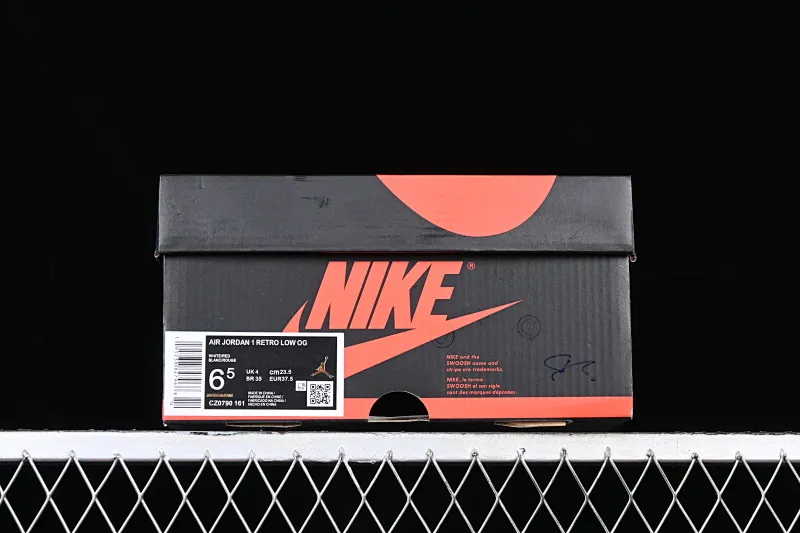 All categories Air Jordan Jordan series basketball shoes Air Jordan 1 Low Z version Air Jordan 1 Low AJ1 Joe 1 silver red low-top cultural casual sneakers CZ0790-161